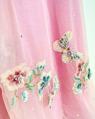 The Rose Garden Thobe